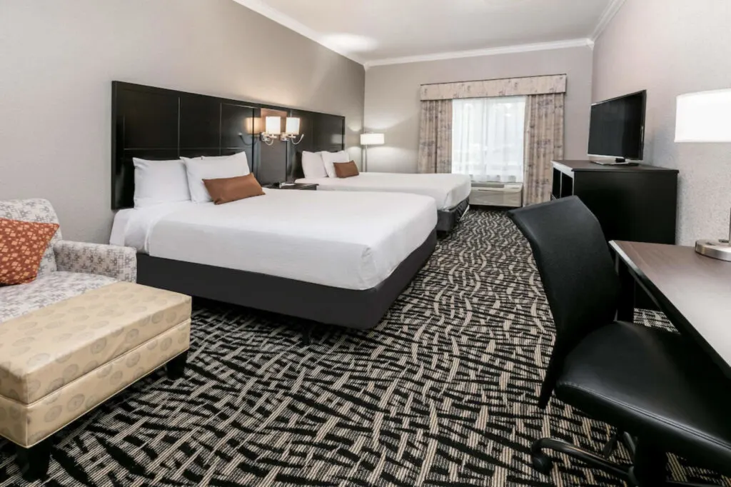 Wingate by Wyndham Dallas Love Field hotel room Dallas