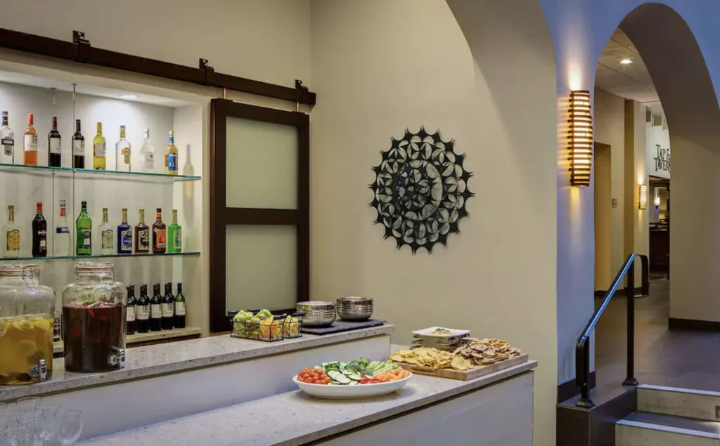Embassy Suites Dallas Love Field amenities and breakfast 
