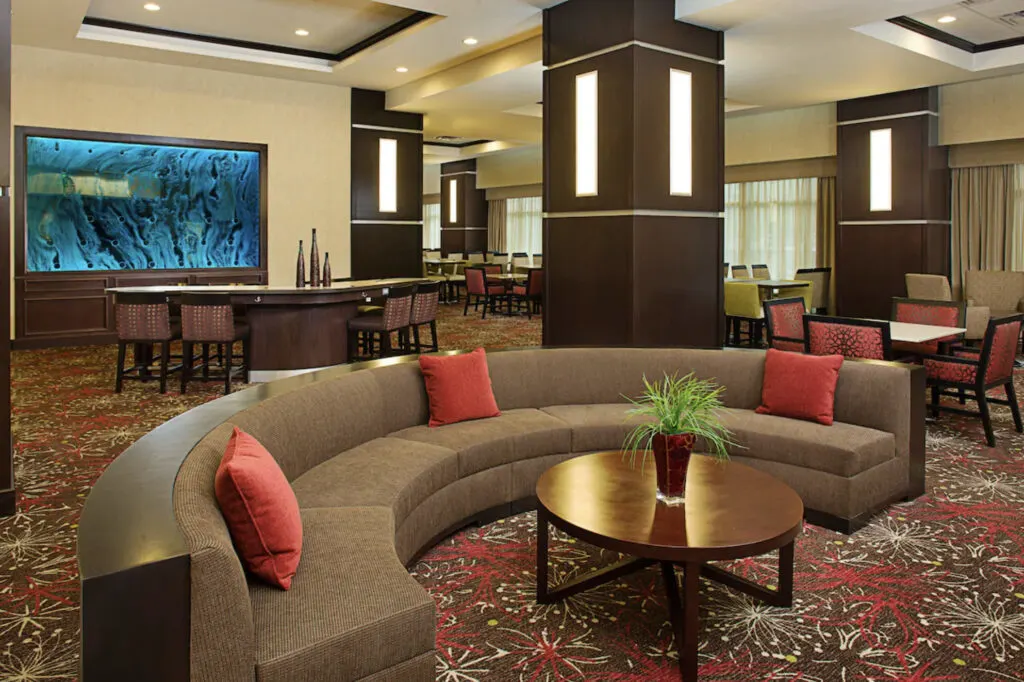 Homewood Suites by Hilton Downtown Dallas hotel interios