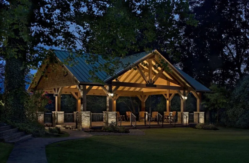 Hotel with indoor pool in Gatlinburg, The Park Vista A DoubleTree by Hilton Hotel Gatlinburg