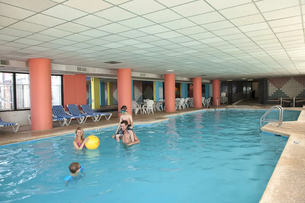 Captain's Quarters Resort Myrtle Beach Hotels with indoor pool