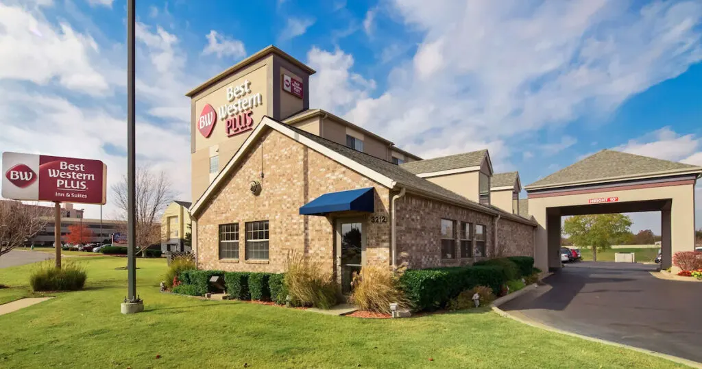 Sleep Inn and Suites Central i44, Tulsa Hotels With Indoor Pools, exterior