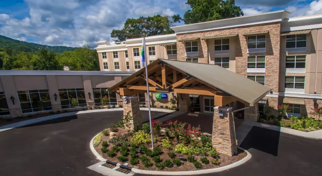 Hotel with indoor pool in Gatlinburg, Holiday Inn Express Gatlinburg Downtown, view