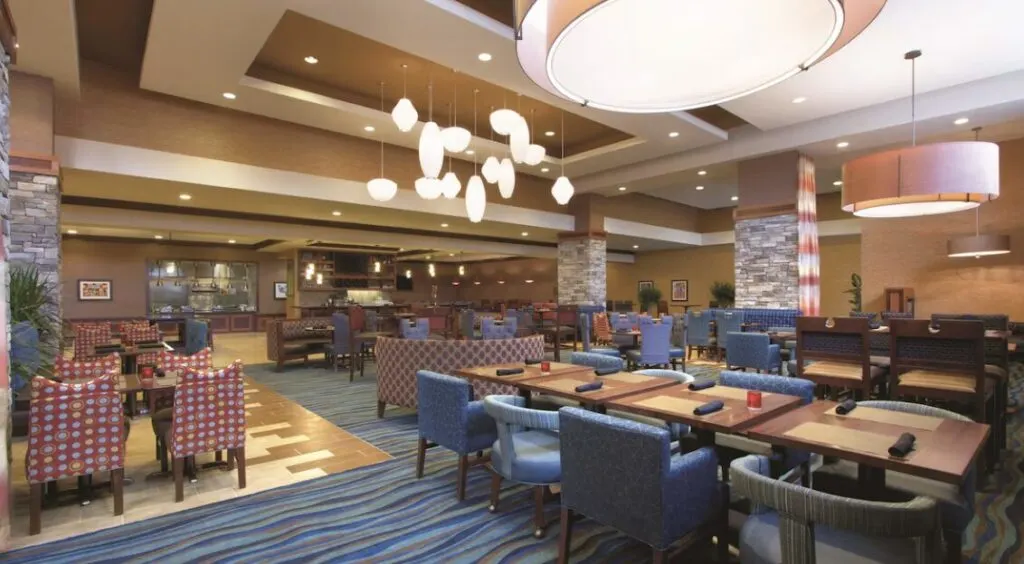dining area at Hilton Garden Inn Oklahoma City Bricktown