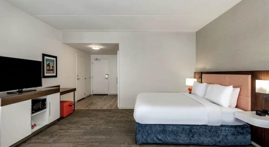 large hotel room at Hampton Inn Baltimore Bayview Campus 