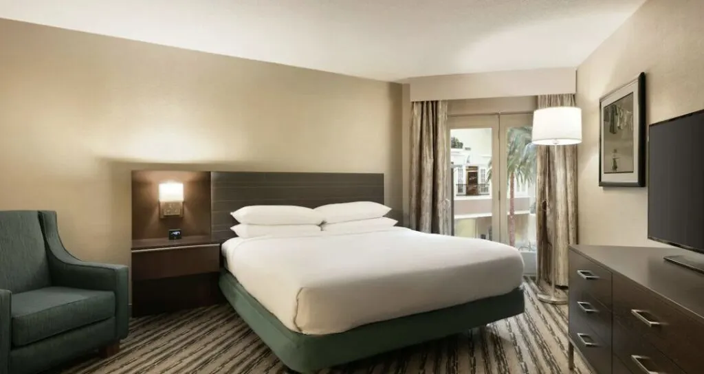 large hotel room at DoubleTree Resort by Hilton Hotel Lancaster