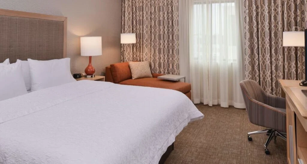 hotel room interior design at Hampton Inn & Suites Denver-Speer Boulevard