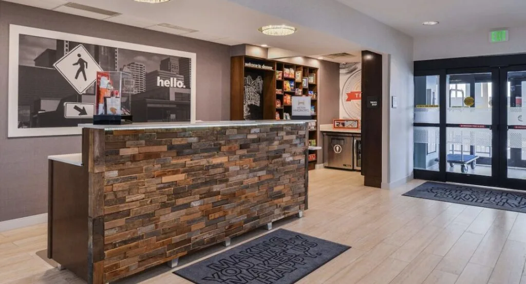 hotel lobby at Hampton Inn & Suites Denver-Speer Boulevard